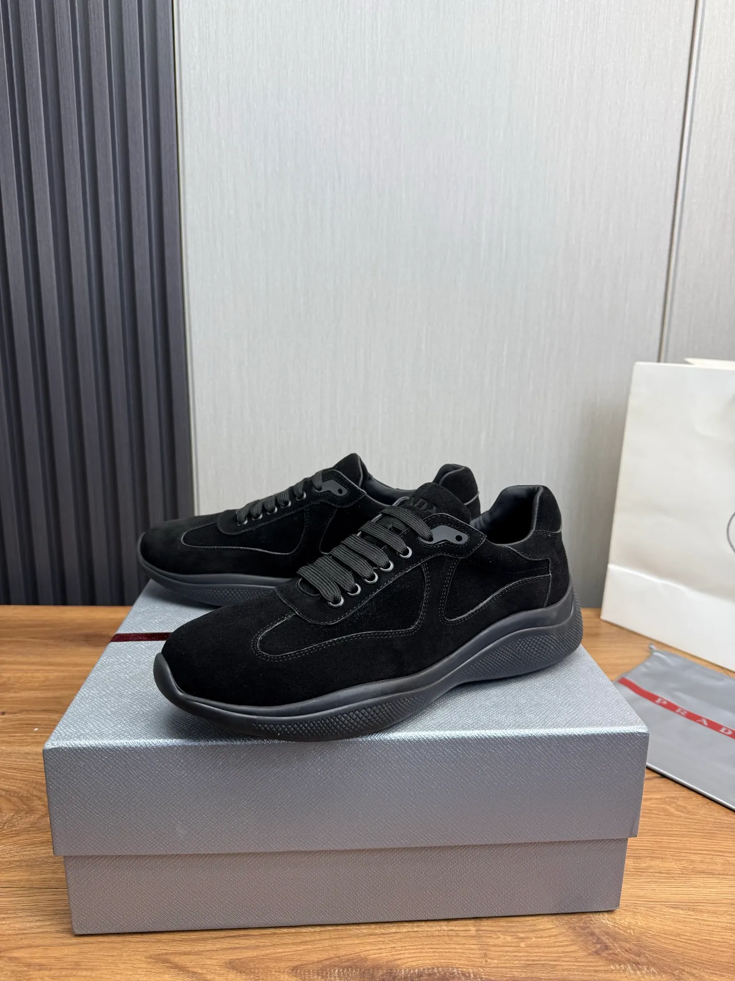 Men's shoes 💰540💰 [PRADA] Men's shoes are popular in the counter, official website is synchronized, 1 high-quality shipment ✔️Original frosted cowhide + cowhide lining, 1🆚1 replica, original sole, 38-45 (45 customized, non-refundable)